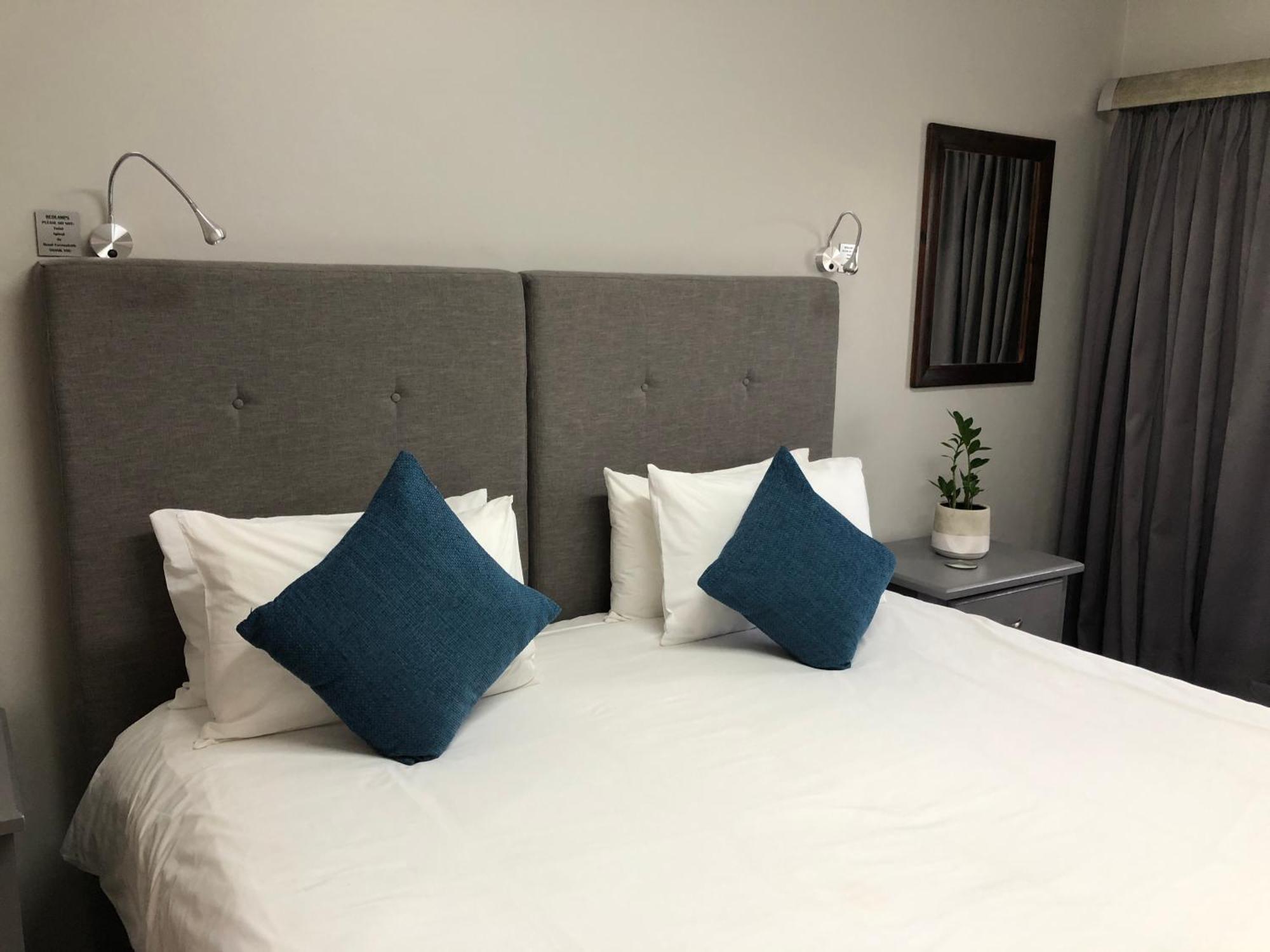 On The Estuary Hotel Knysna Bagian luar foto