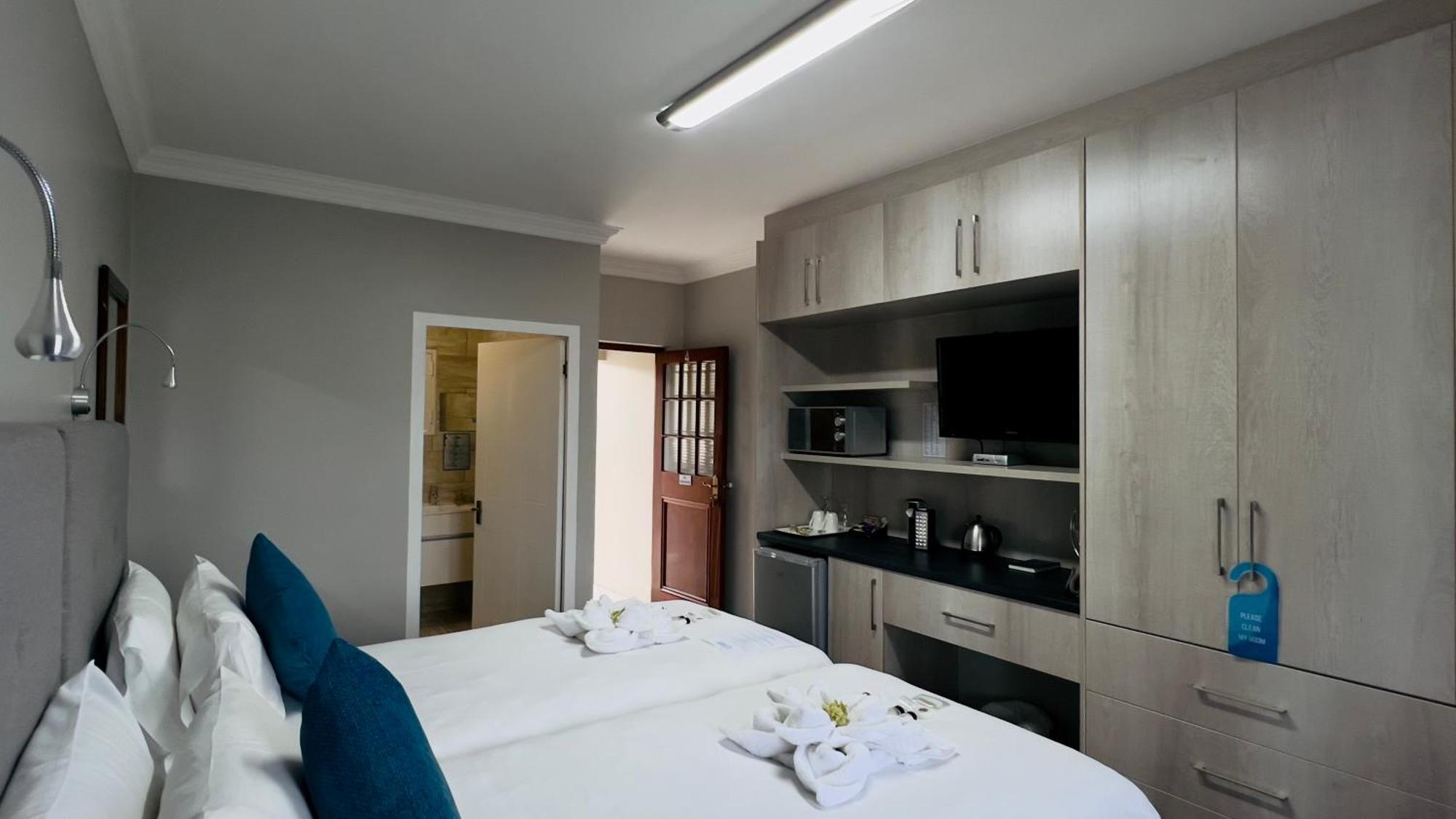 On The Estuary Hotel Knysna Bagian luar foto