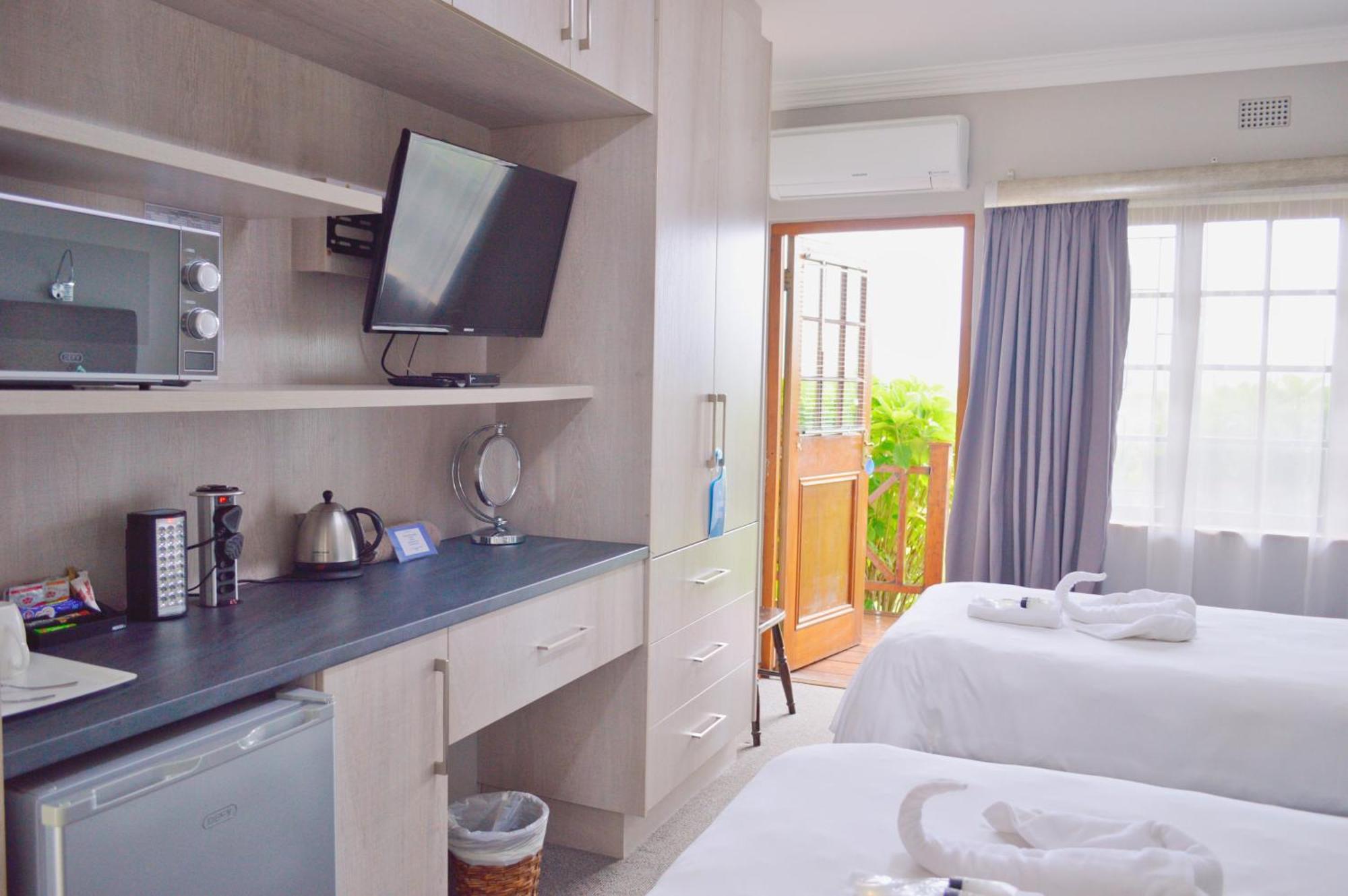 On The Estuary Hotel Knysna Bagian luar foto